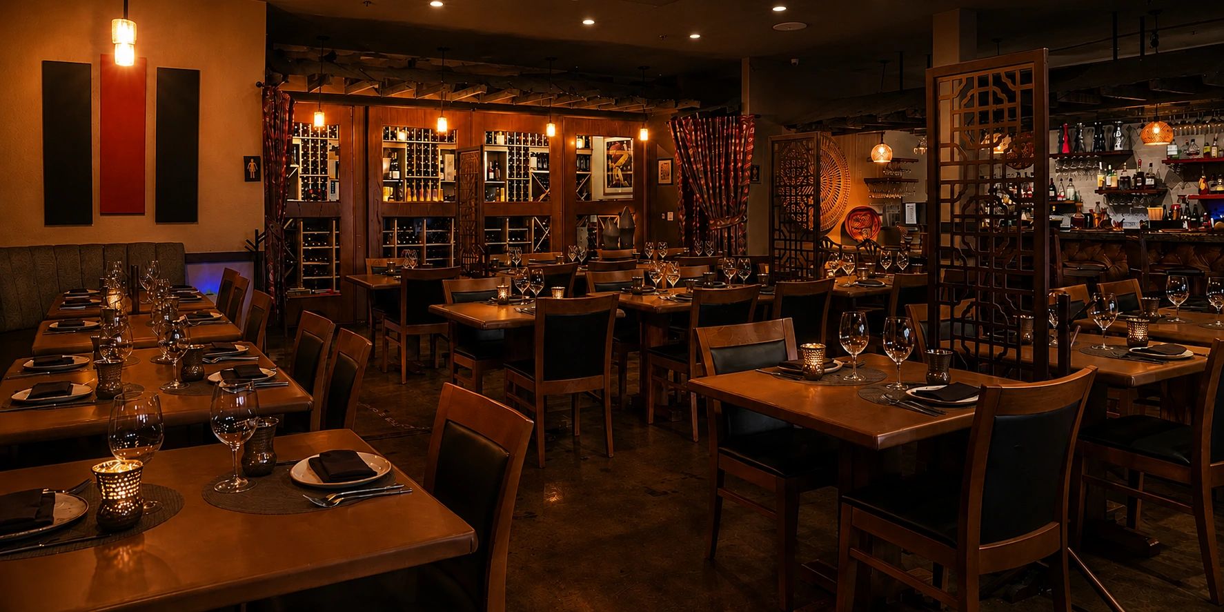 Group dining at Posada Alta Cocina